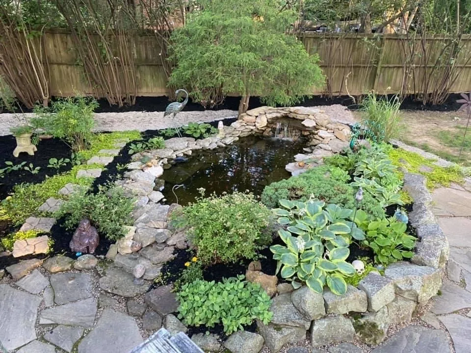 Custom residential landscaping in Jeffersontown, KY - Mitchell’s Manicured Landscapes