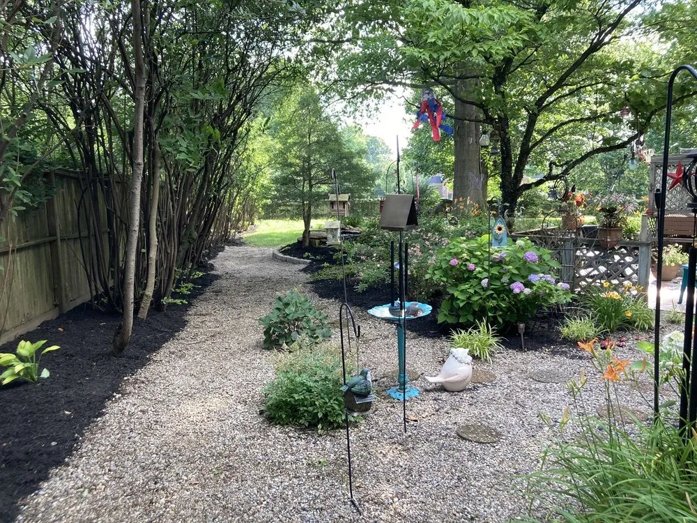 Affordable landscape design in Jeffersontown, KY by Mitchell’s Manicured Landscapes