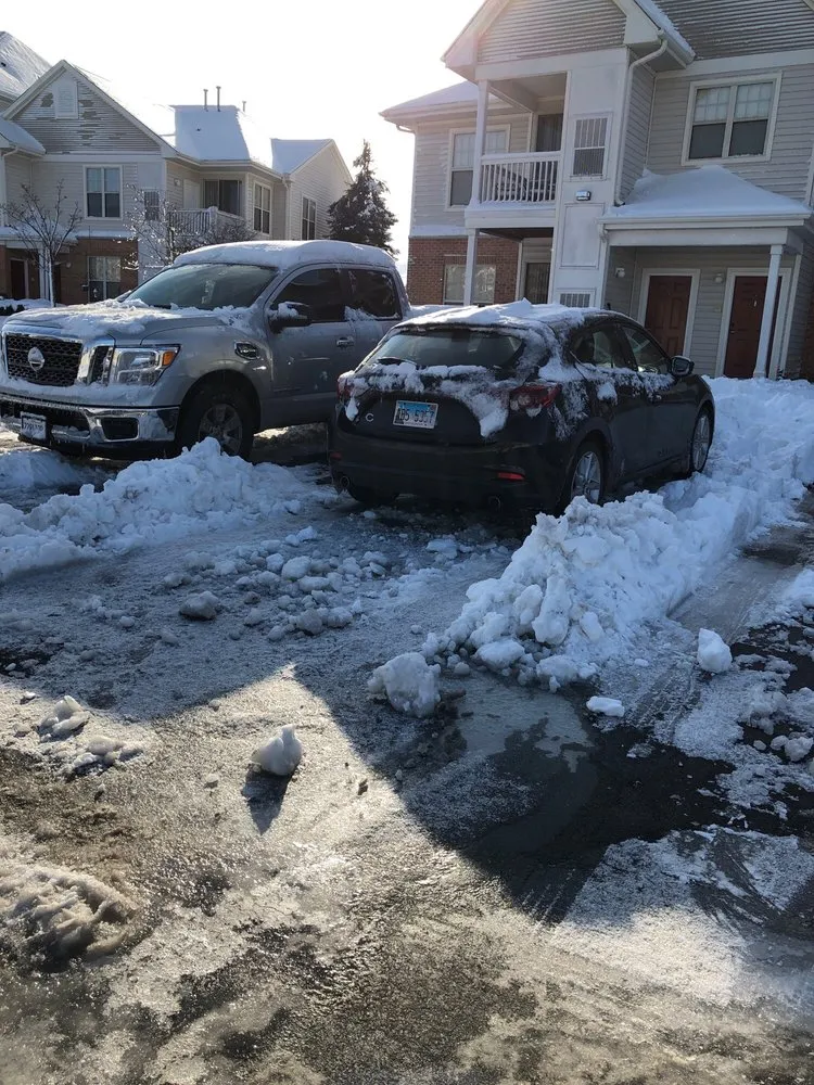 Professional garden landscaping in Spring Grove, IL - Mitch's Green Thumb Landscaping