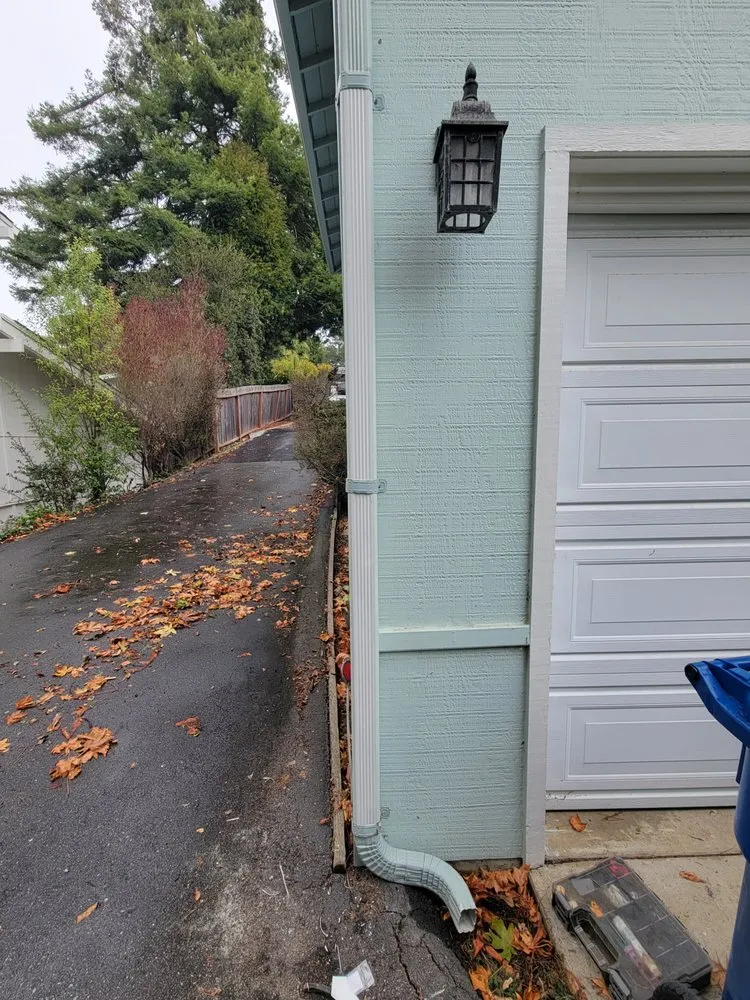 Affordable garden landscaping in Watsonville, CA by Mixteca Handy Services