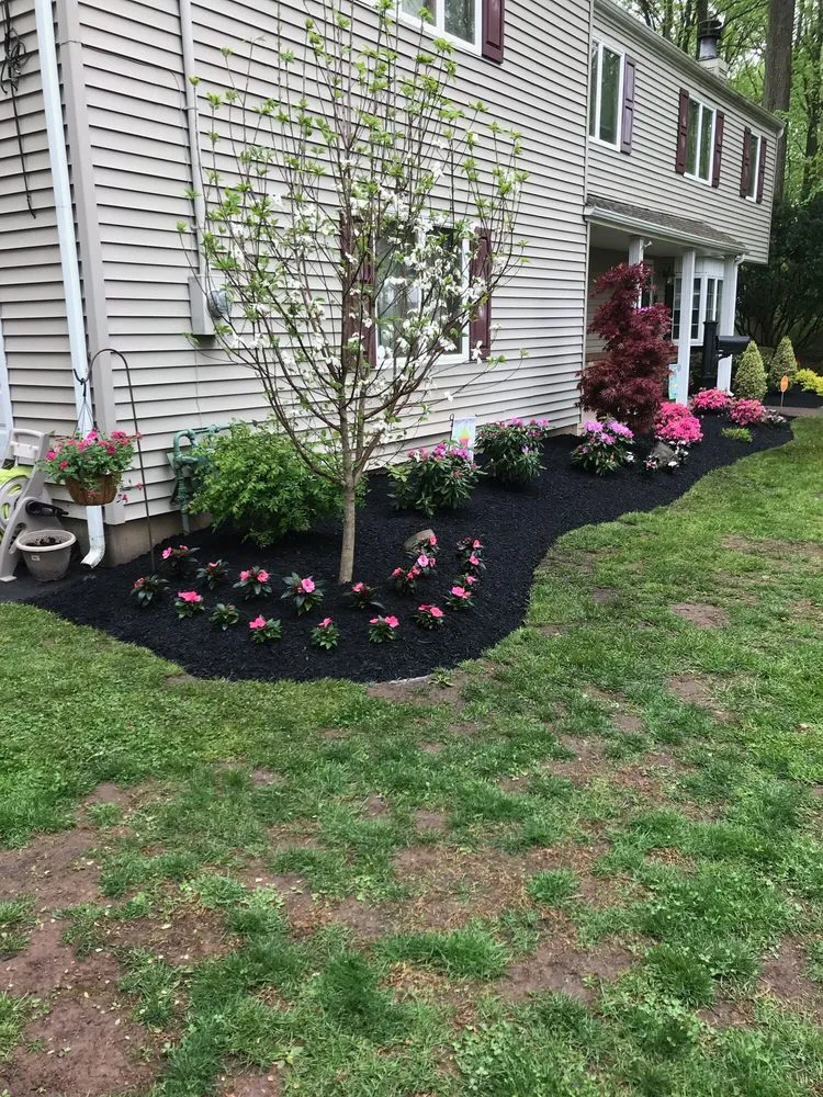 Custom landscaping services experts serving Franklin Township, NJ - Miz's Landscaping