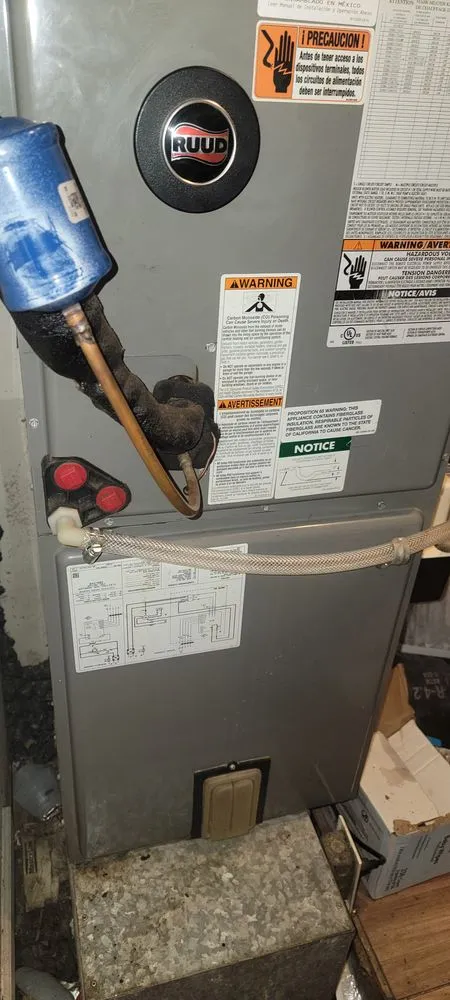 Professional lawn mowing service in Saint Louis, MO by Mj And Hammer