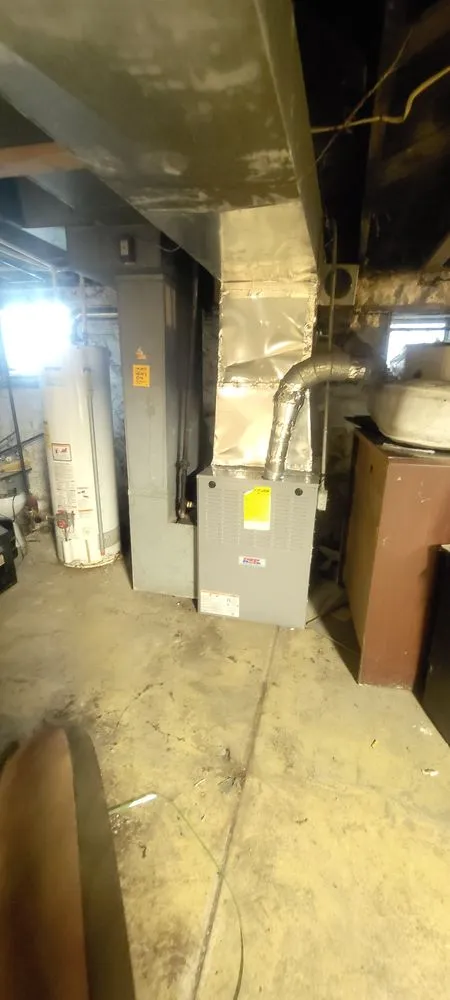 Custom lawn mowing service experts serving Saint Louis, MO - Mj And Hammer