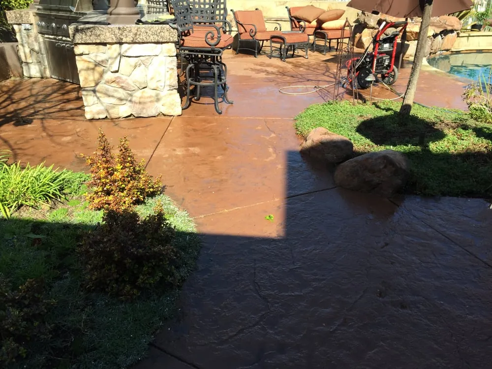 Expert lawn mowing service for residential properties across Menlo Park, CA - MJ Construction & Landscaping