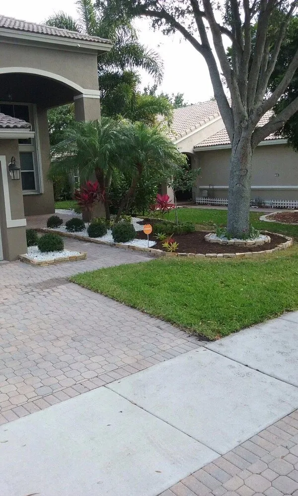 Top-rated garden landscaping for outdoor upgrades across Coral Springs, FL - M&J Corporation