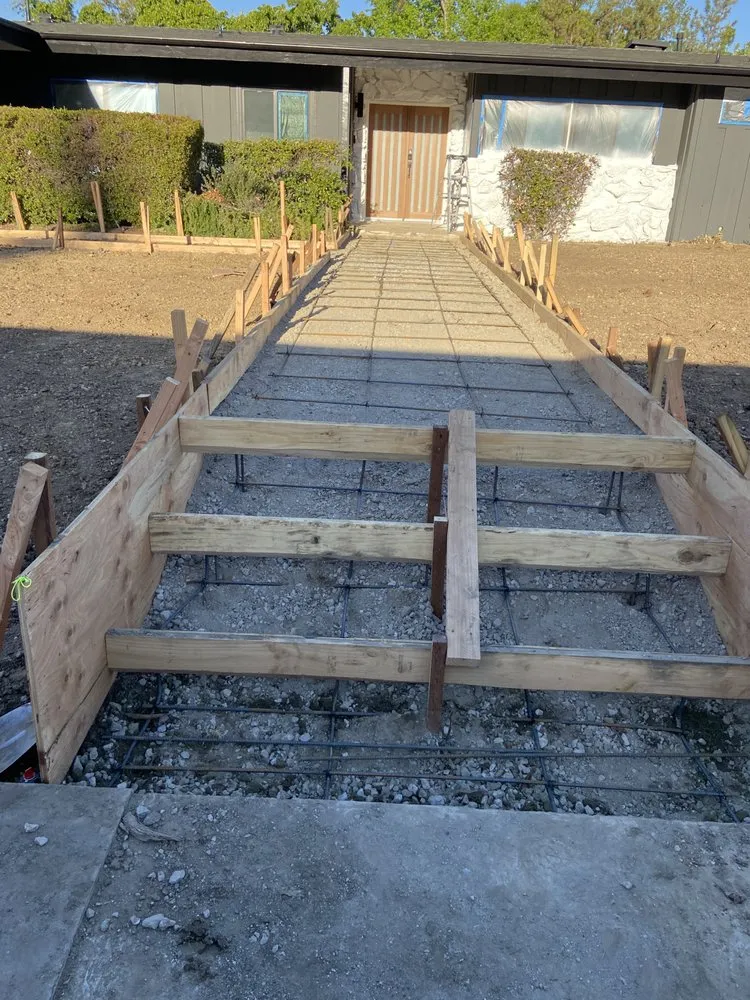 Reliable landscape installation experts serving Los Angeles, CA - M&J Greenery Landscaping