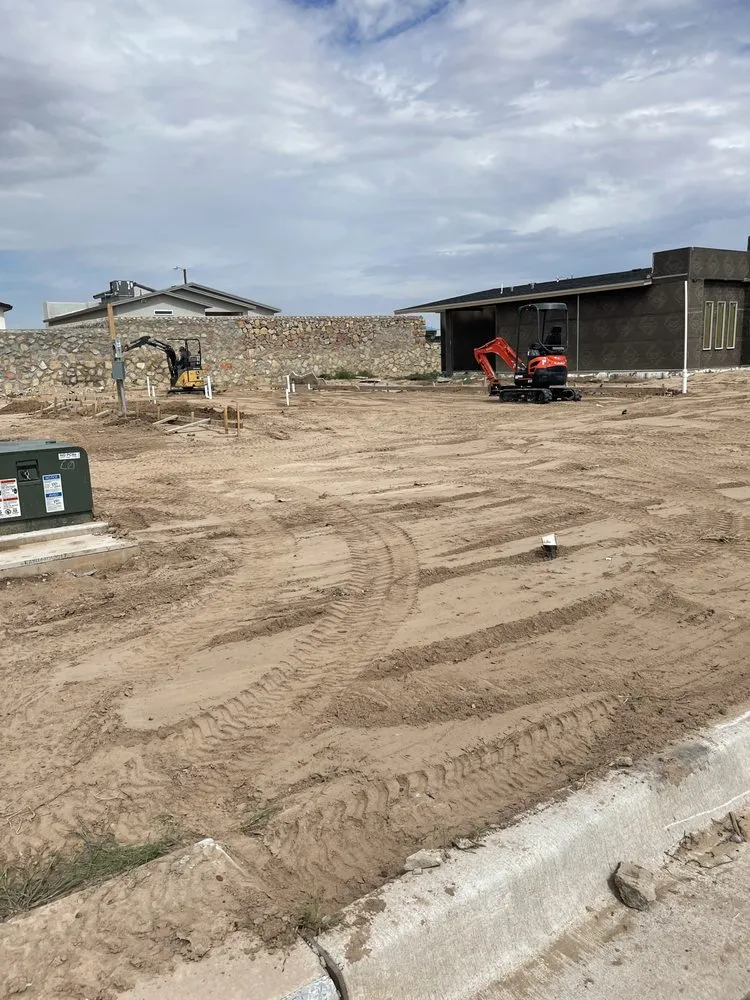 Professional garden landscaping for outdoor upgrades in Socorro, TX by MJ HotShots Material Landscaping & Excavator