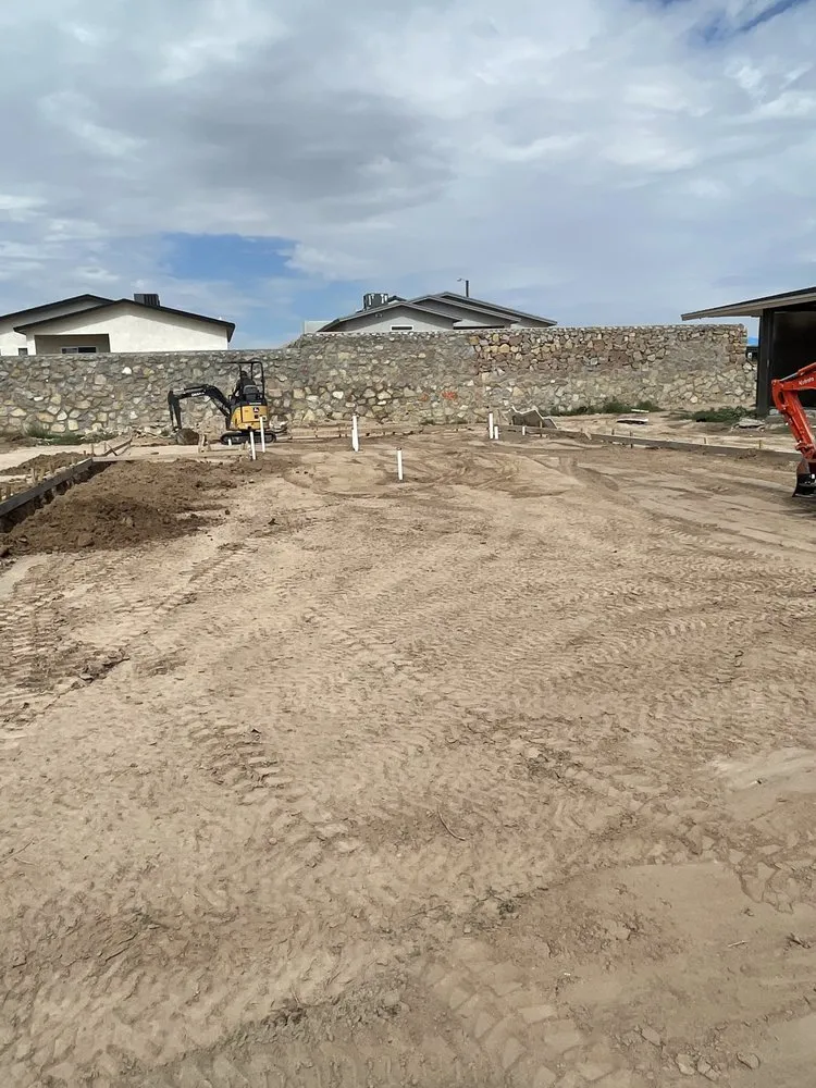 Professional yard cleanup service for beautiful yards in Socorro, TX by MJ HotShots Material Landscaping & Excavator