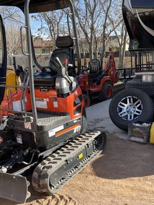 MJ HotShots Material Landscaping & Excavator