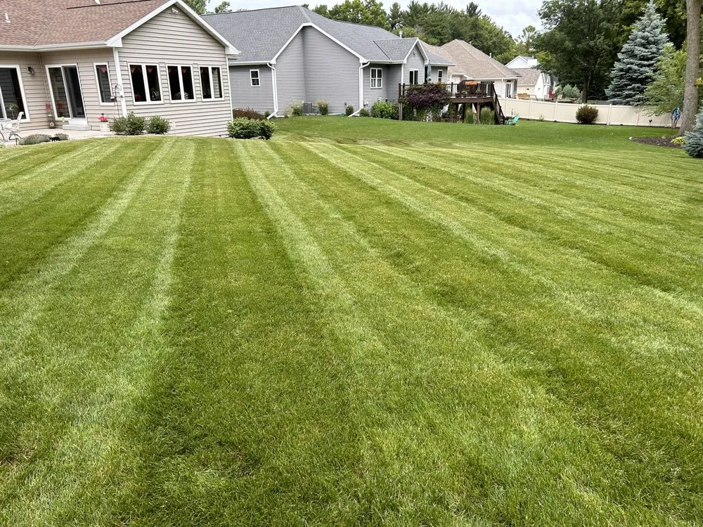 Custom landscape installation experts serving De Pere, WI - MJ Landscaping & JunkRemoval