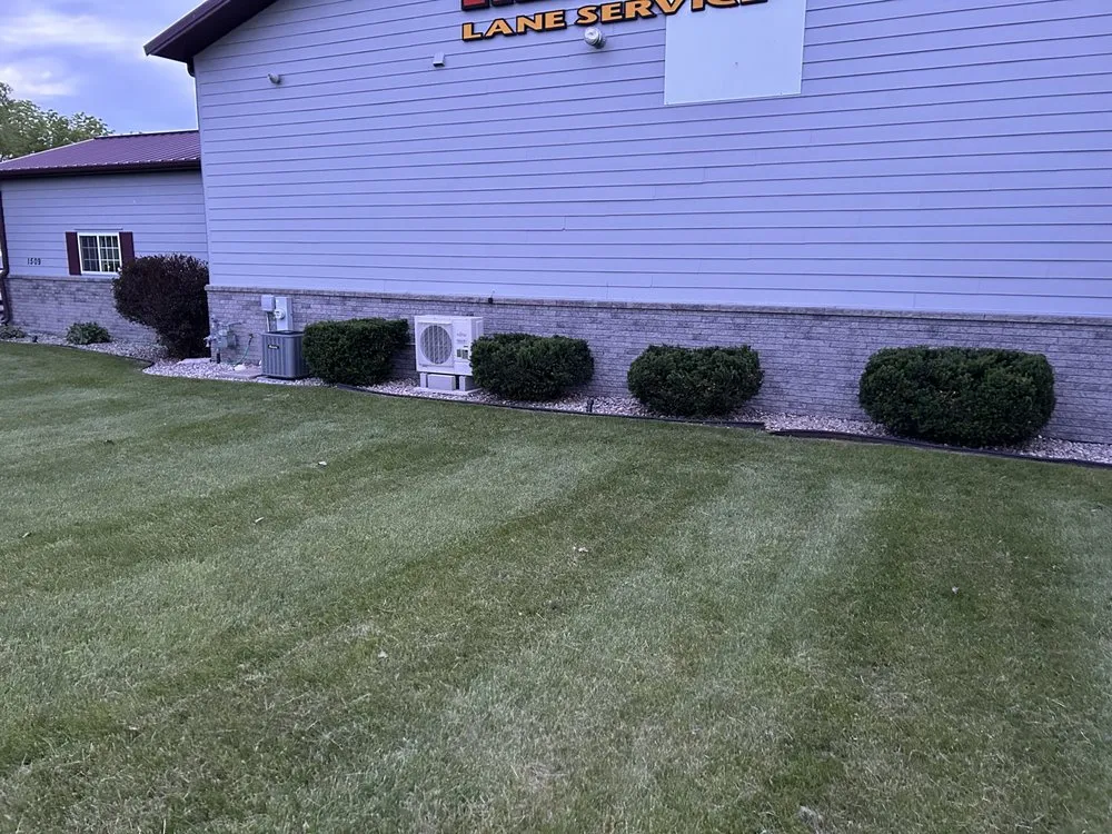 Expert yard maintenance in De Pere, WI by MJ Landscaping & JunkRemoval