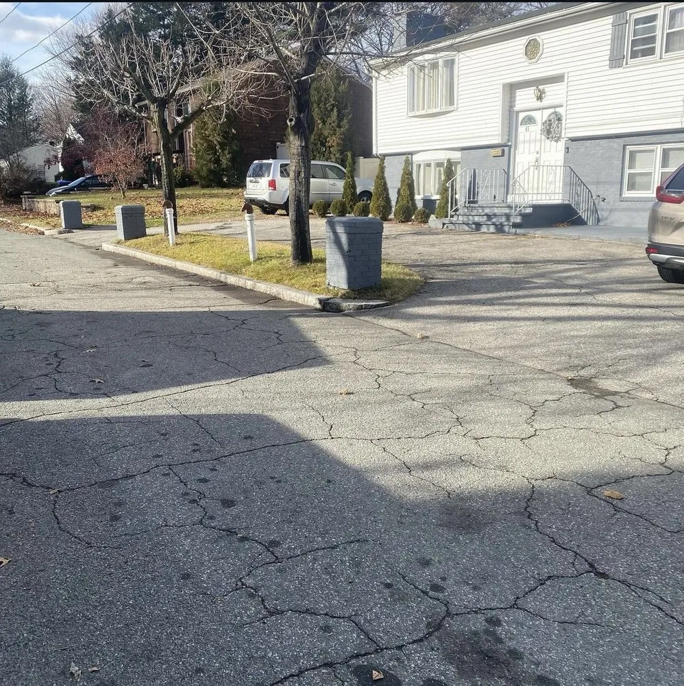 Reliable garden landscaping for homes across East Providence, RI - M&J Landscaping & Services