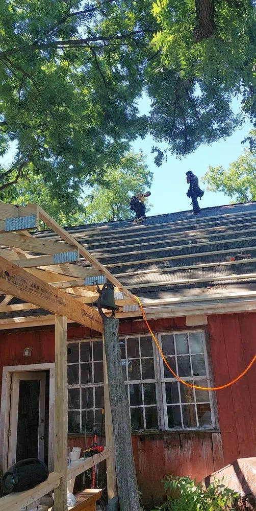 Affordable residential landscaping for beautiful yards in Manheim, PA by MJ Landscaping