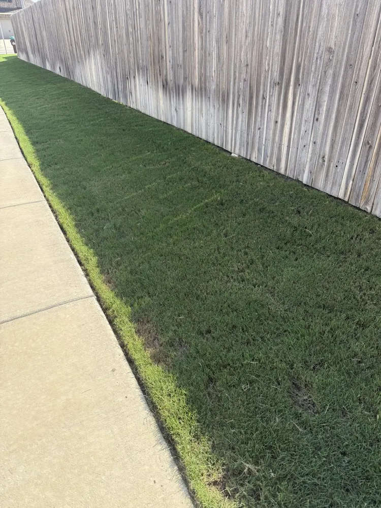 Trusted garden landscaping for beautiful yards in San Antonio, TX by MJ Lawn Care