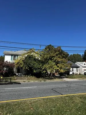 M&J lawn service Logo