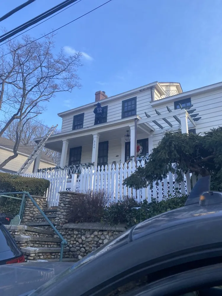 Professional lawn mowing service in Huntington Station, NY - Mj New Vision Landscaping