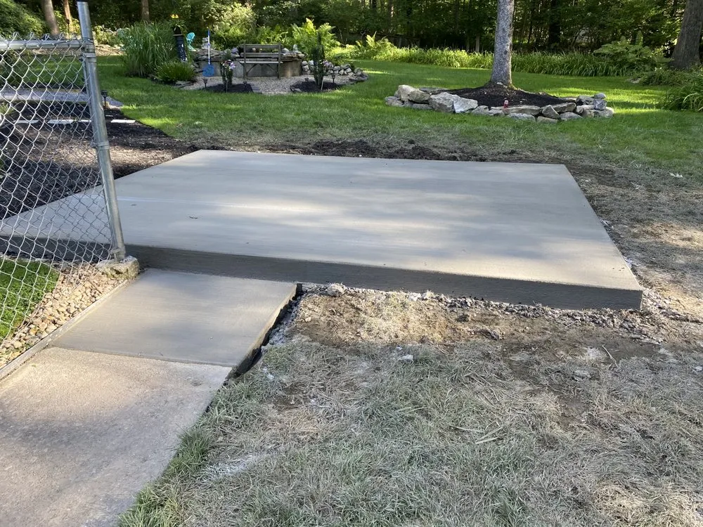 Top-rated lawn care service in Altoona, PA - MJ Outdoor Services