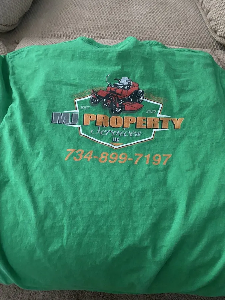 Expert garden landscaping with custom design in Westland, MI by Mj property services