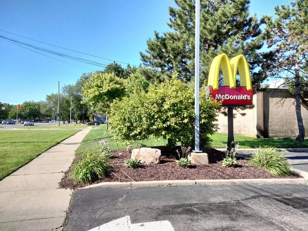 Trusted landscape installation in Westland, MI by Mj property services