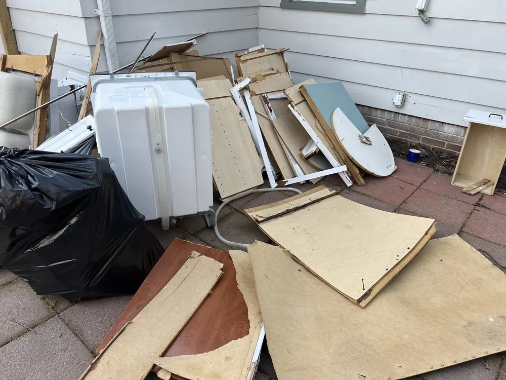 Affordable yard cleanup service for residential properties across Bridgeton, NJ - M&J Reliable Junk Removal