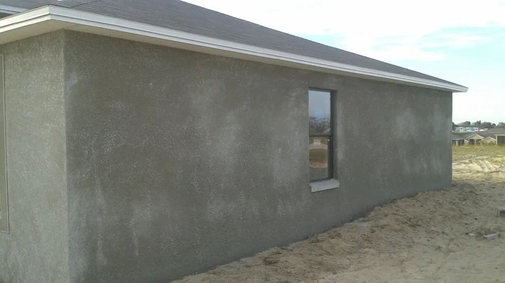 Affordable garden landscaping with custom design in Lakeland, FL by MJ Stucco & Landscaping