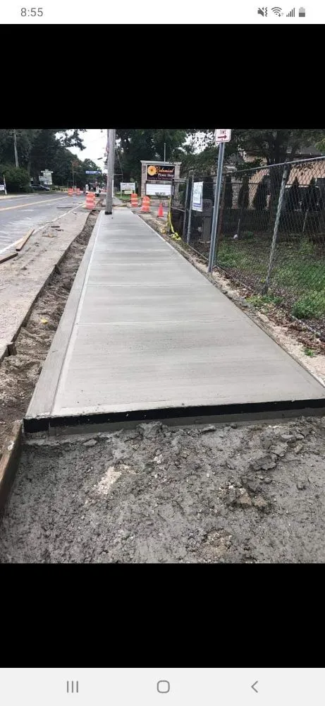 Top-rated lawn mowing service experts serving Central Islip, NY - Mjdbonilla Landscaping