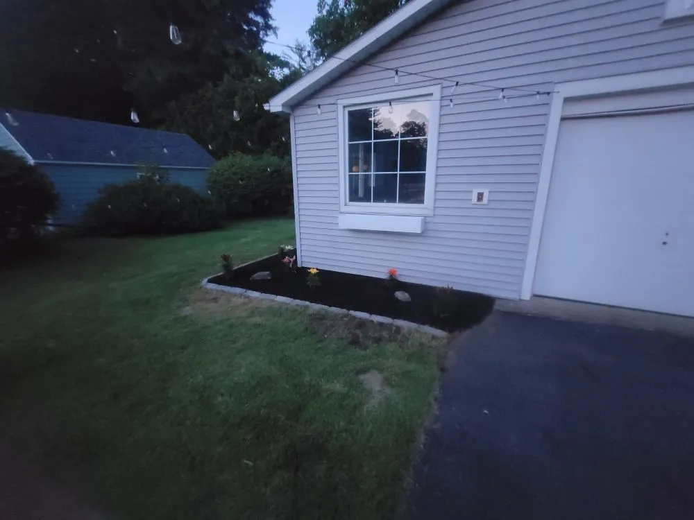 Professional landscape design experts serving Rensselaer, NY - MJI Outdoor Services