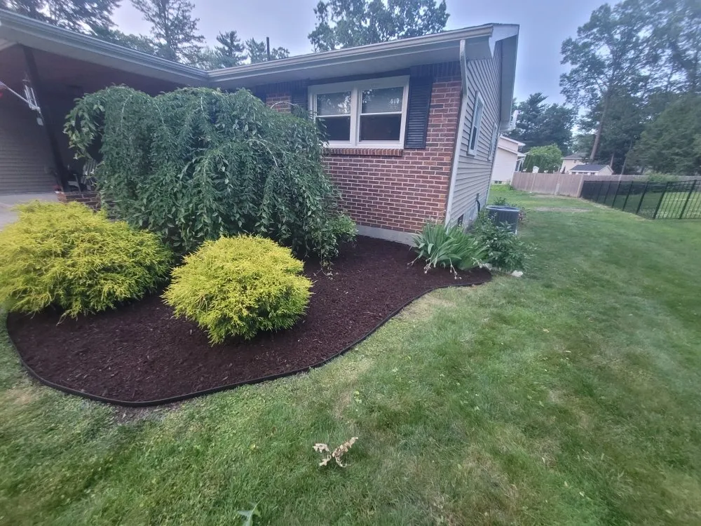 Affordable garden landscaping in Rensselaer, NY - MJI Outdoor Services