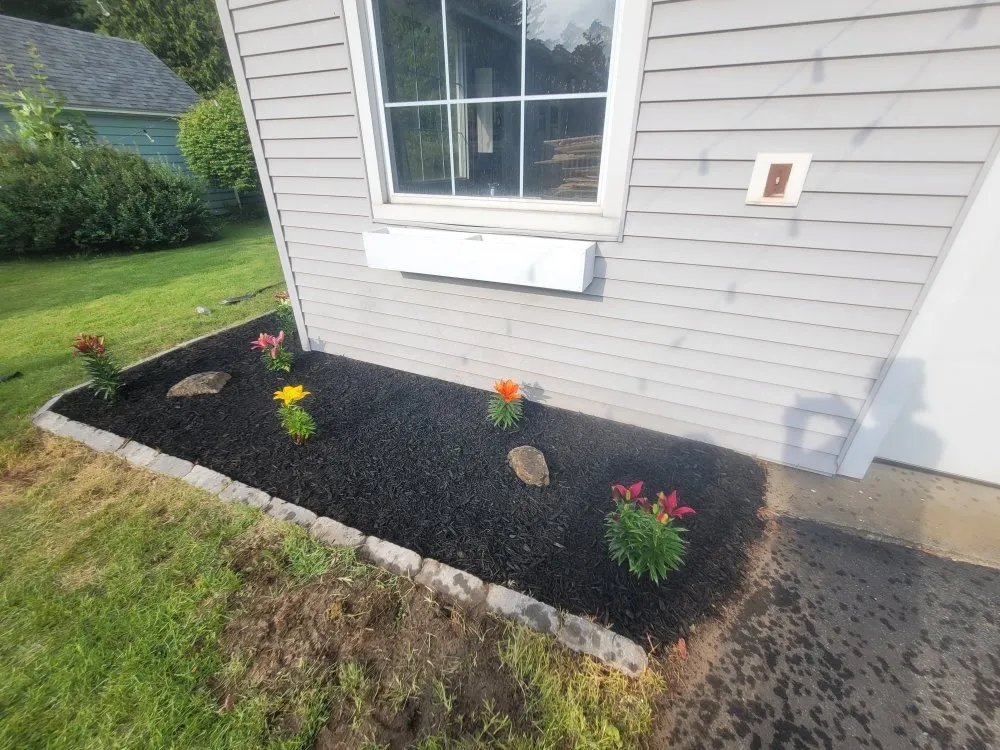 Custom lawn mowing service for beautiful yards across Rensselaer, NY - MJI Outdoor Services