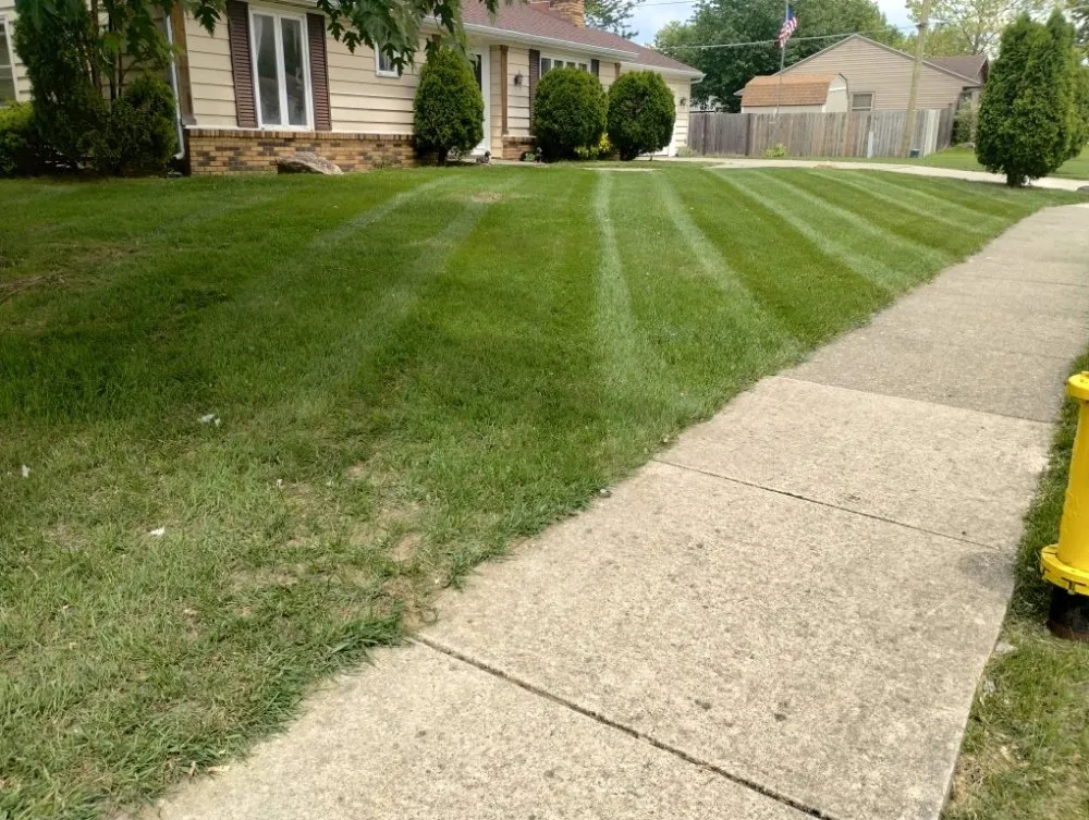Custom garden landscaping experts serving Fort Wayne, IN - MJ'S Affordable Lawn Care