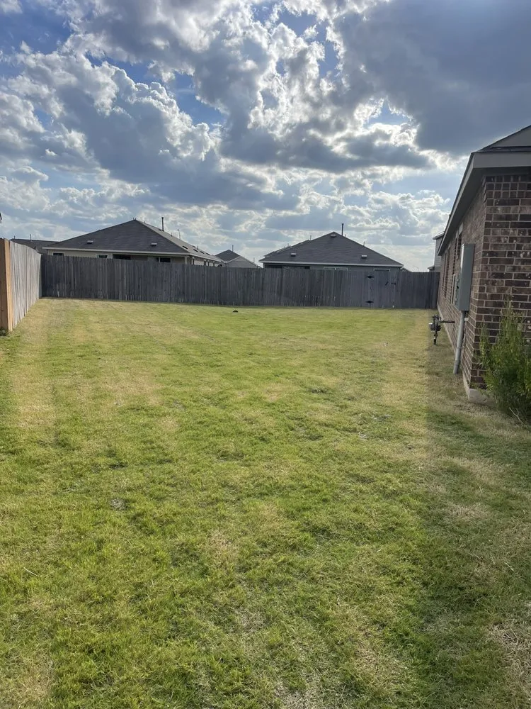 Trusted lawn mowing service in San Marcos, TX by MJ’s Elite Mowing