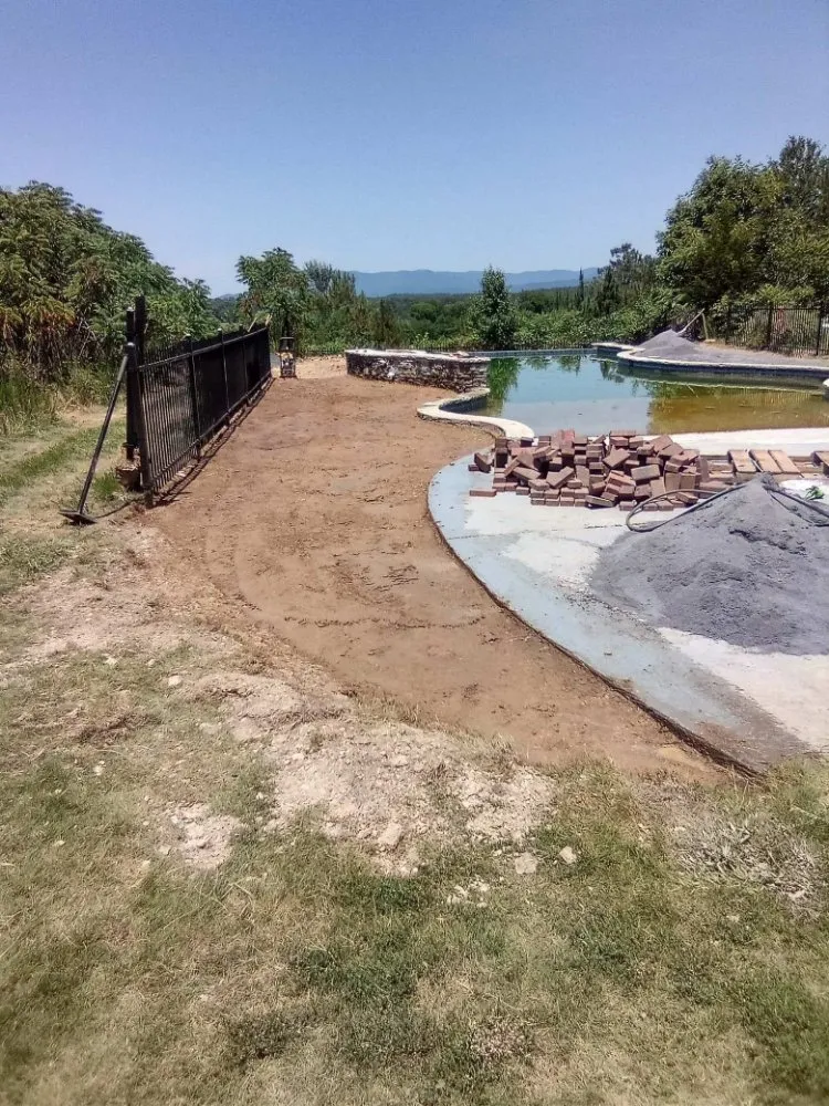 Affordable yard cleanup service in Rome, GA by MJ's Lawn And Home