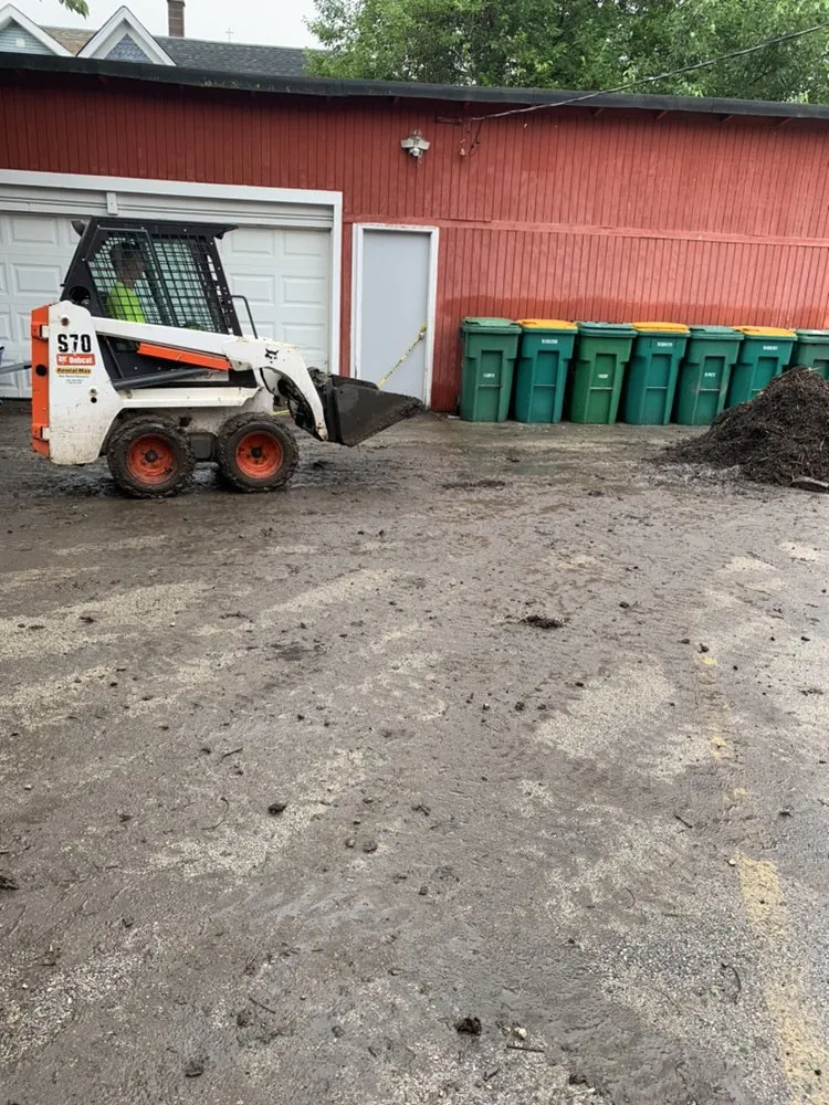 Local yard cleanup service experts serving Joliet, IL - MJs Lawncare