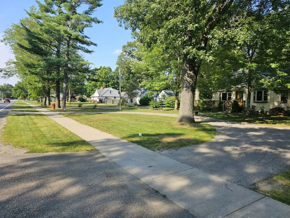 Affordable outdoor landscaping experts serving Fruitport, MI - MJ’s Outdoor Services