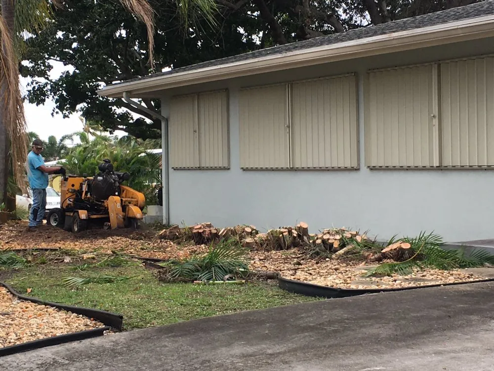 Local garden landscaping in Fort Lauderdale, FL by MJ'z Tree and Landscaping Service