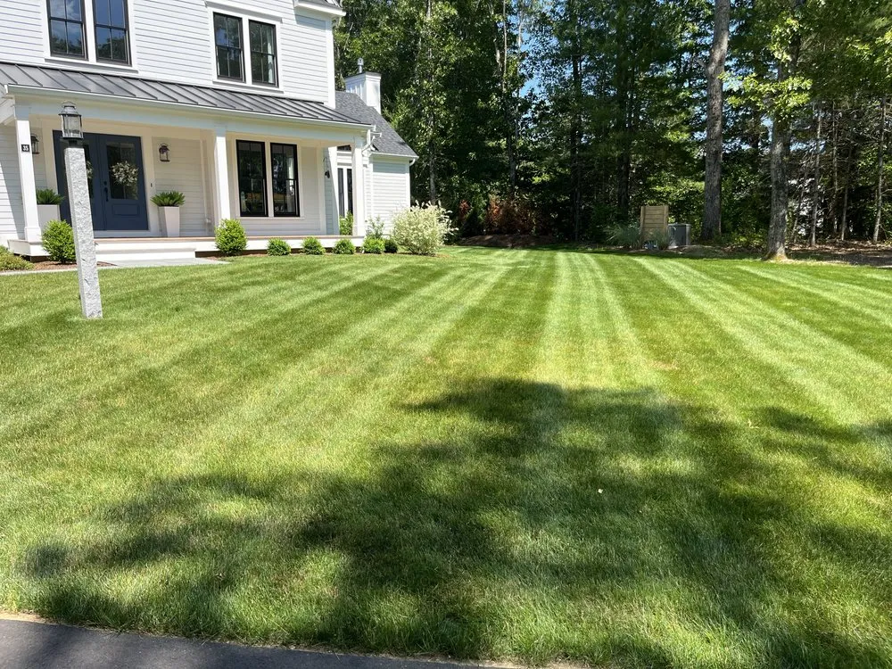Professional garden landscaping experts serving Kingston, MA - M&K Contracting