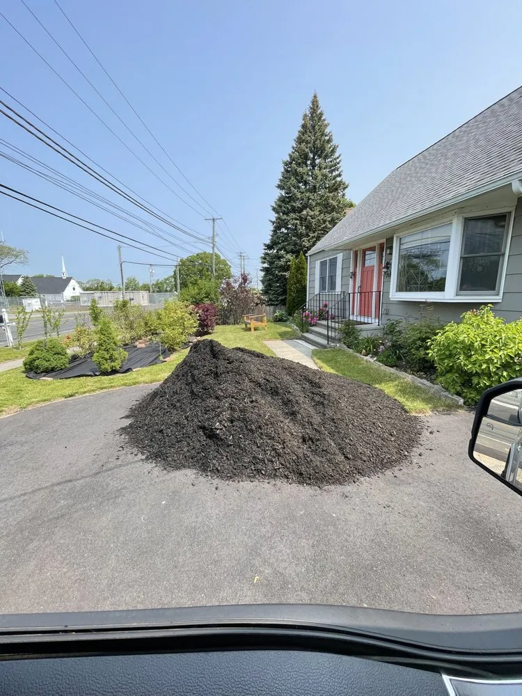 Local landscape design experts serving Stratford, CT - M&K property management