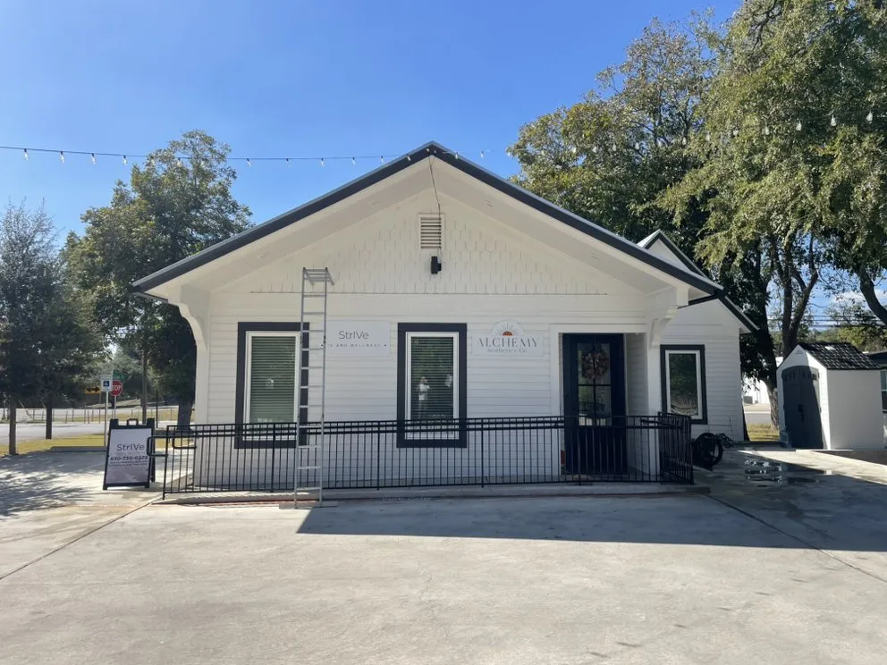 Expert garden landscaping in Canyon lake, TX by M&K Services