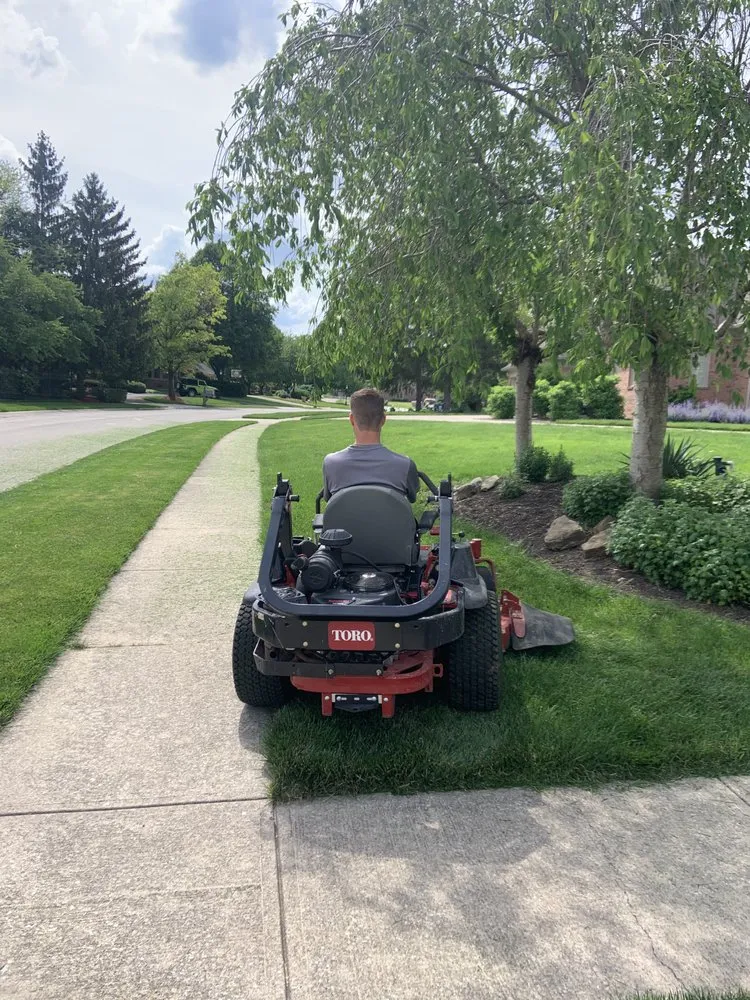 Top-rated yard maintenance for beautiful yards in Fishers, IN by MkHugg Lawn Care Services