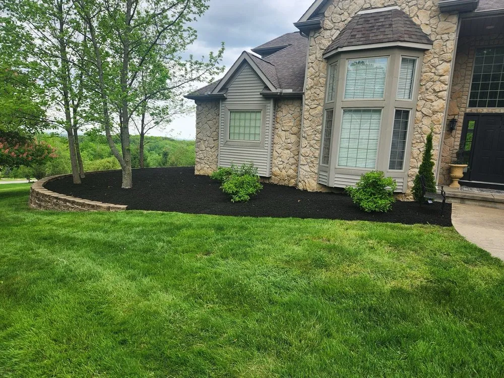 Expert garden landscaping experts serving Sugarcreek, OH - ML Landscaping And Snow Plow