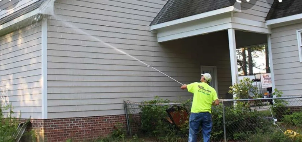 Local lawn mowing service in Bloomburg, TX by M&L Lawn Care Service