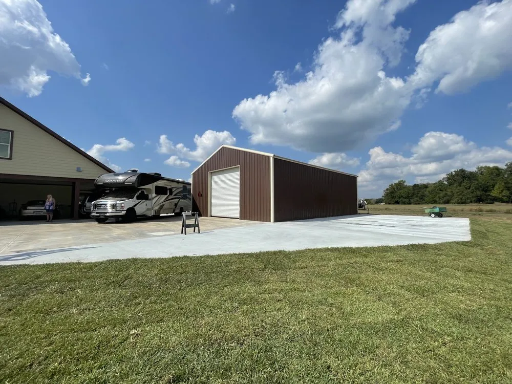 Custom lawn care service in Dayton, TX by M&L Lawn Care Services