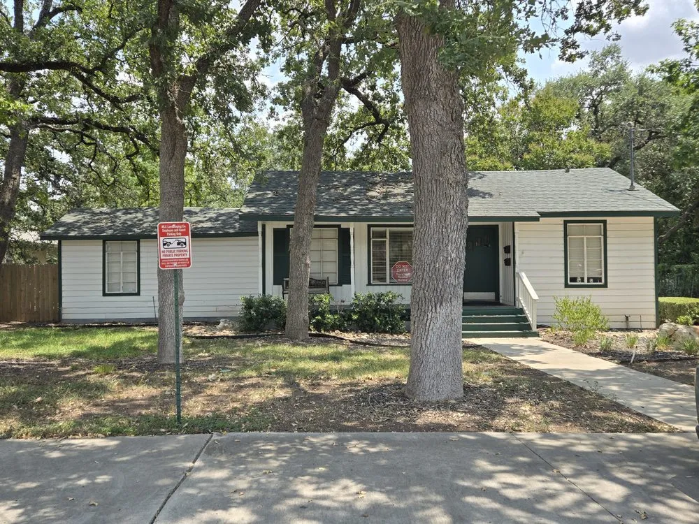 Custom outdoor landscaping experts serving San Antonio, TX - MLC Landscaping