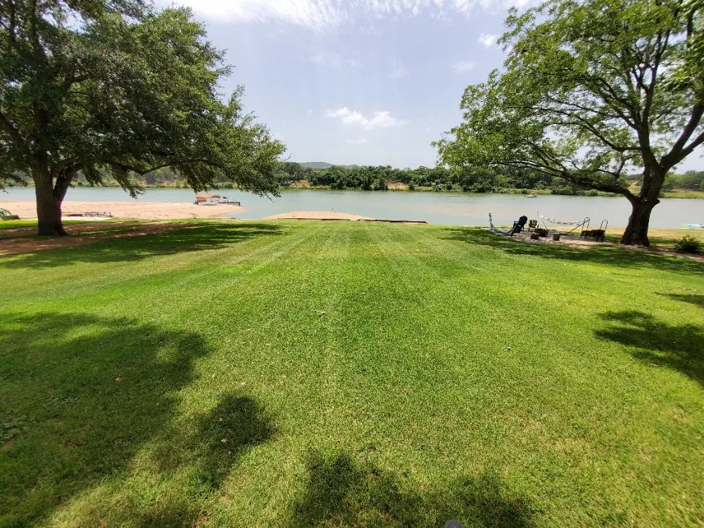 Top-rated landscaping services in Kingsland, TX - MLD Lawn Maintenance