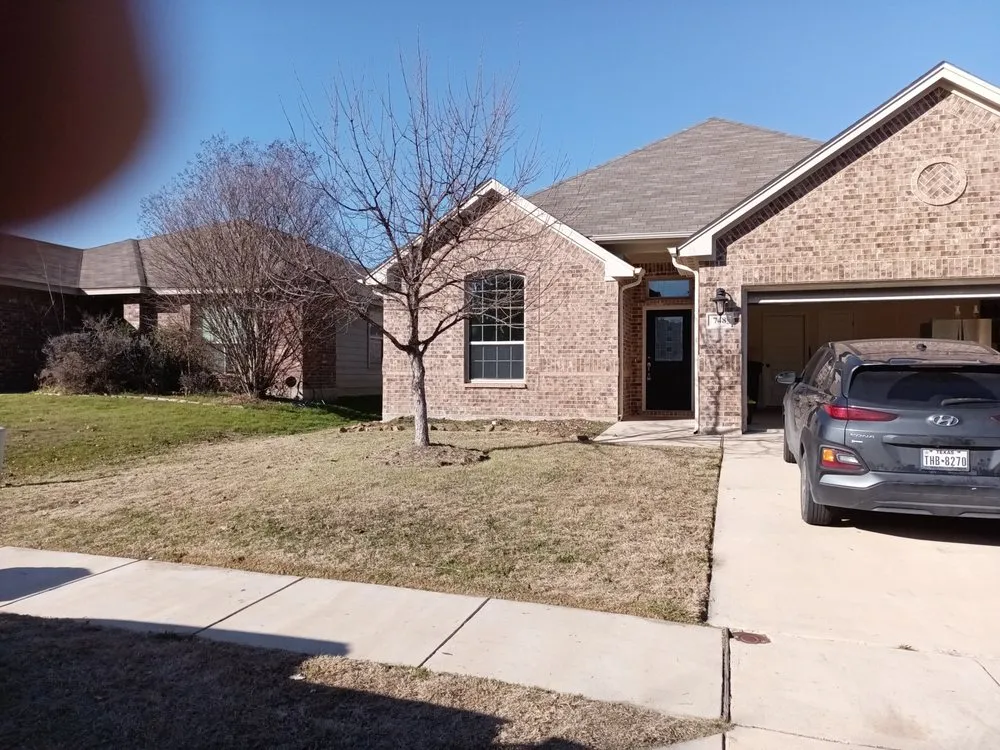 Local yard cleanup service near you in Fort Worth, TX by MLM Lawn Maintenance