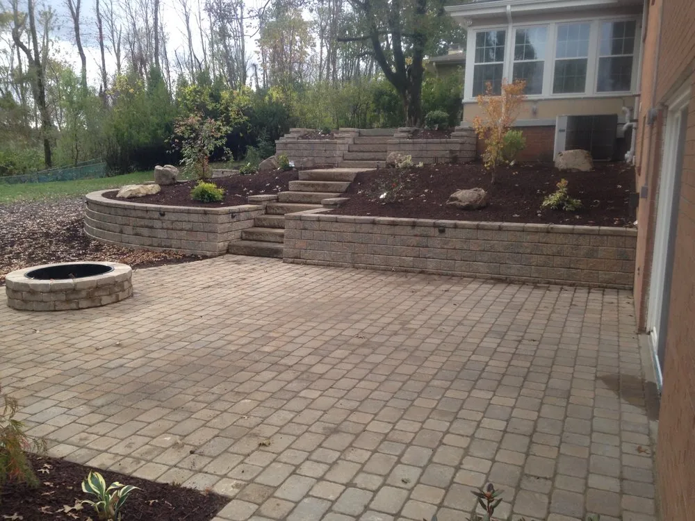 Reliable lawn care service experts serving Pittsburgh, PA - MLS Landscape and Design - Pittsburgh