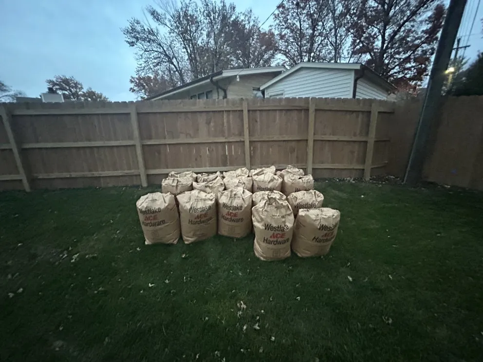 Top-rated lawn care service in Lincoln, NE by MLS Removals