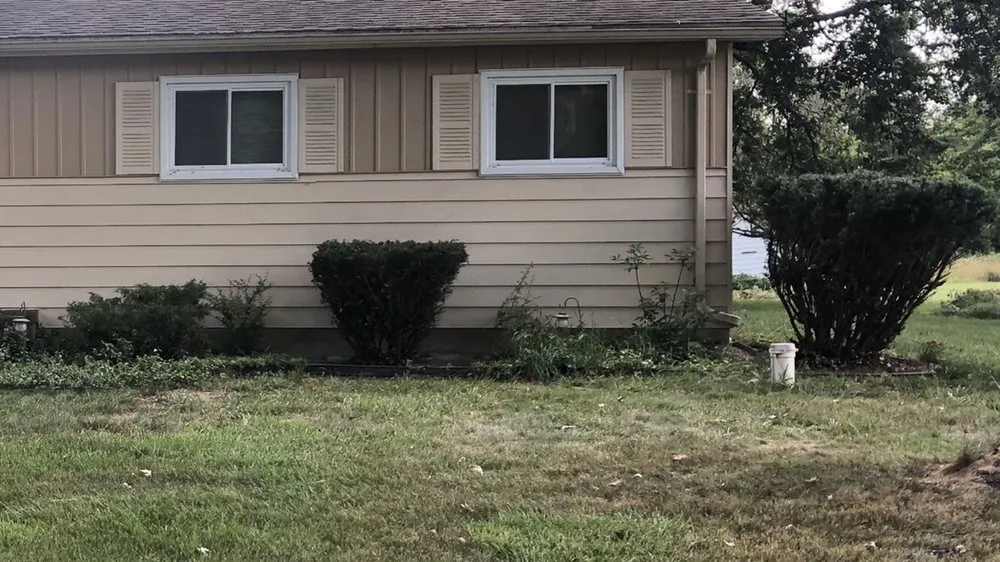 Professional outdoor landscaping experts serving Davison, MI - MLT Outdoor Services