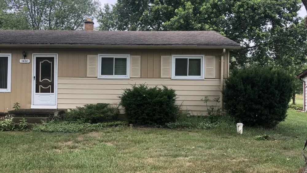 Custom garden landscaping in Davison, MI - MLT Outdoor Services