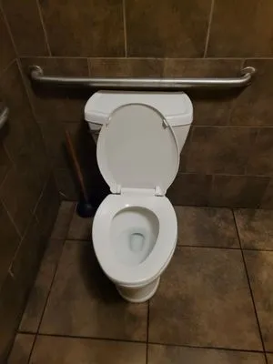 M&M Bell Bros. Cleaning and Lawncare Logo